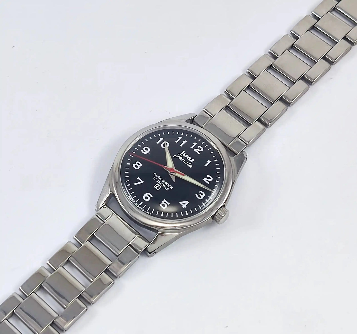 HMT Janata English Numerals Black Dial Para Shock 17 Jewels Mechanical Handwinding Watch Discover-Diamonds Physical
