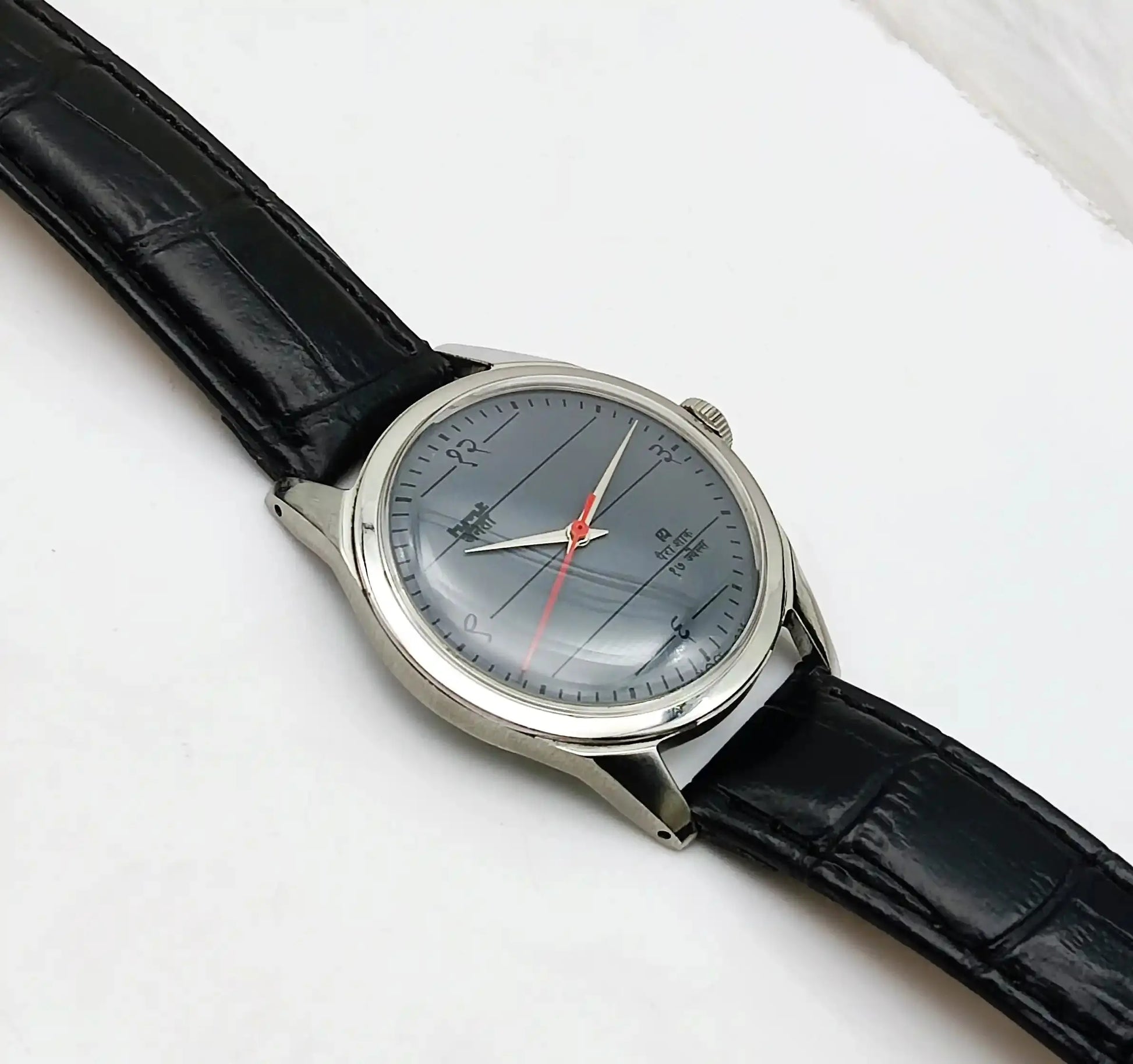 HMT Janata Gray Dial Devanagari Font 17 Jewels Handwinding Men's Watch Discover-Diamonds Physical