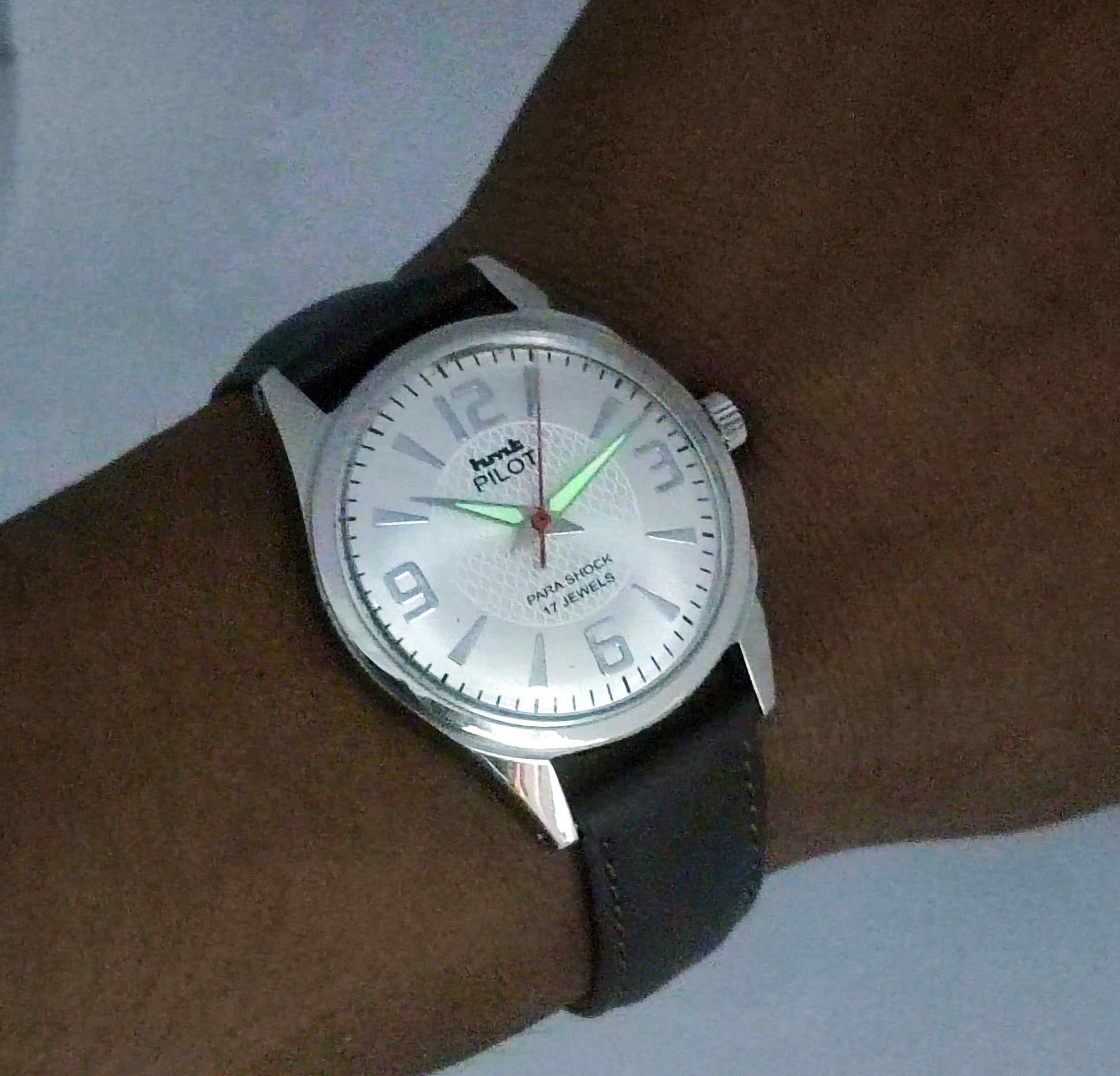 HMT Pilot Para Shock 17 Jewels Silver Dial Handwinding Men's Watch 0231 Discover-Diamonds