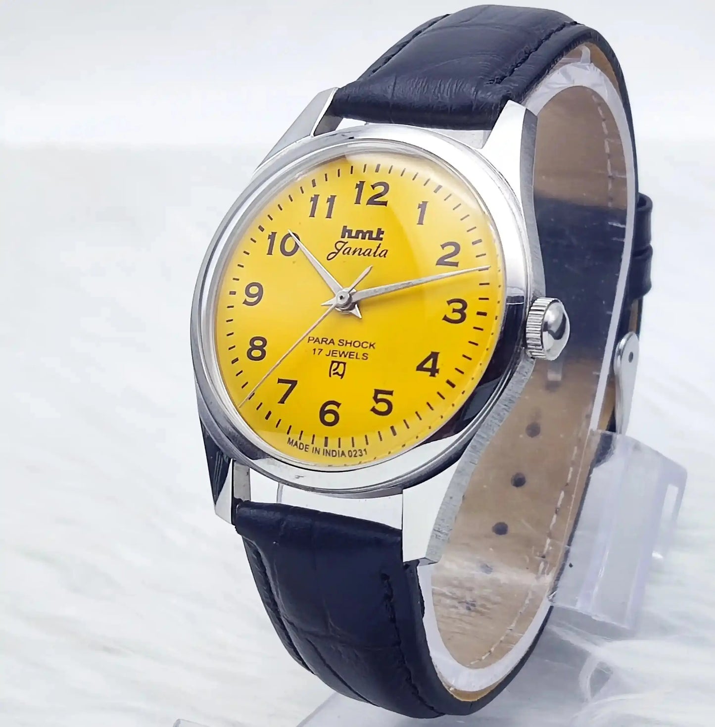 HMT Janata Yellow Handwinding Para Shock 17 Jewels