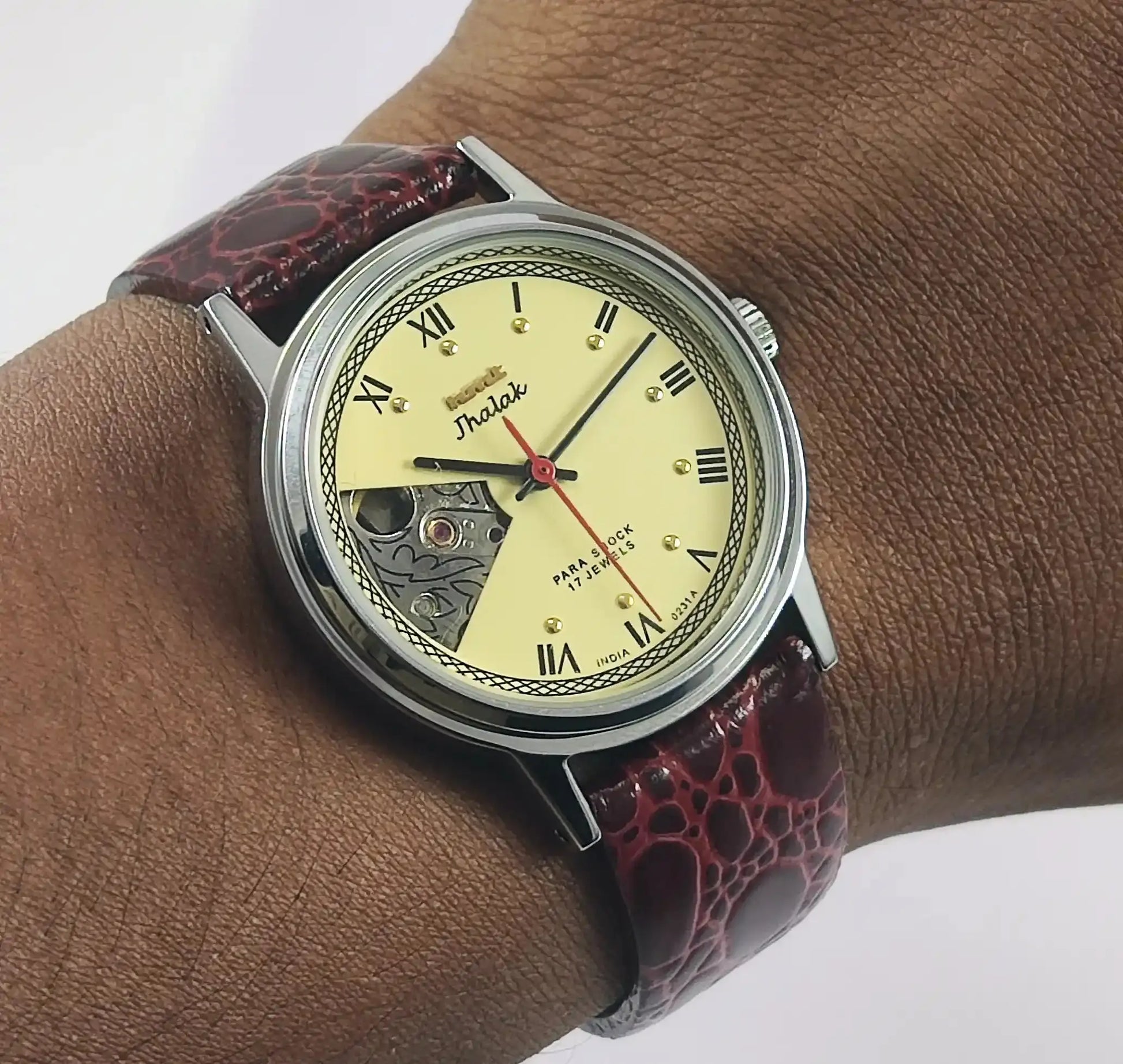 HMT Jhalak Para Shock 17 Jewels Cream Color Dial Mechanical Handwinding 0231A Discover-Diamonds