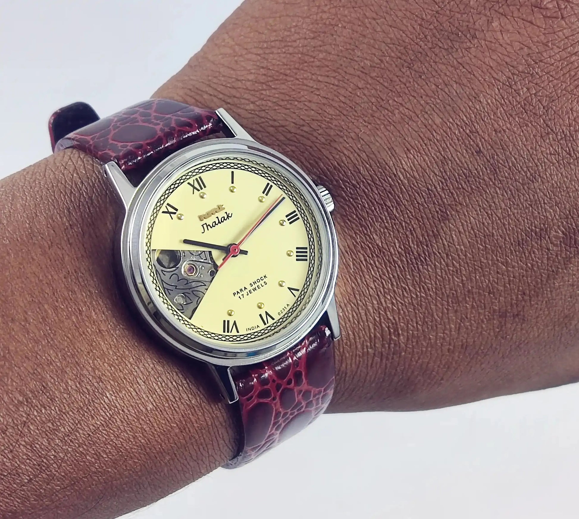 HMT Jhalak Skeleton Dial Para Shock 17 Jewels Cream Color Mechanical Handwinding Discover-Diamonds Physical