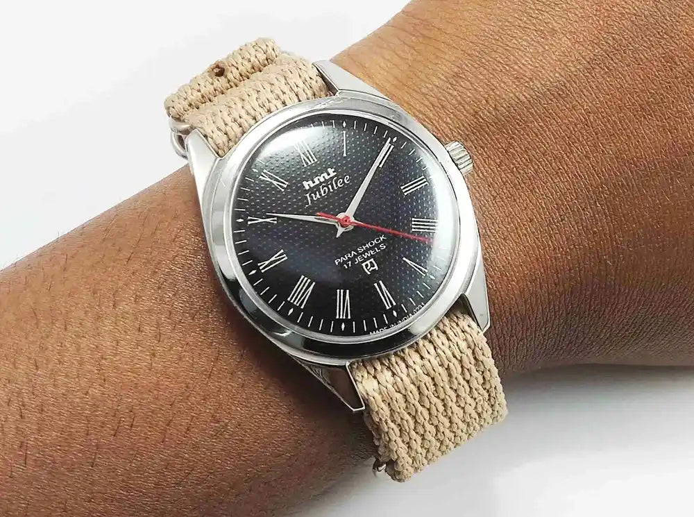 HMT Jubilee Black Roman Dial 17 Jewels Para Shock Mechanical Handwinding Men's Watch Discover-Diamonds Physical