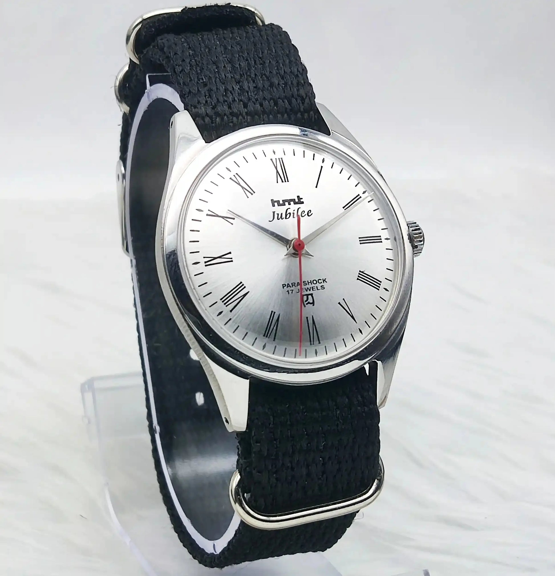 HMT Jubilee Handwinding Para Shock 17 Jewels Silver Dial Discover-Diamonds Physical