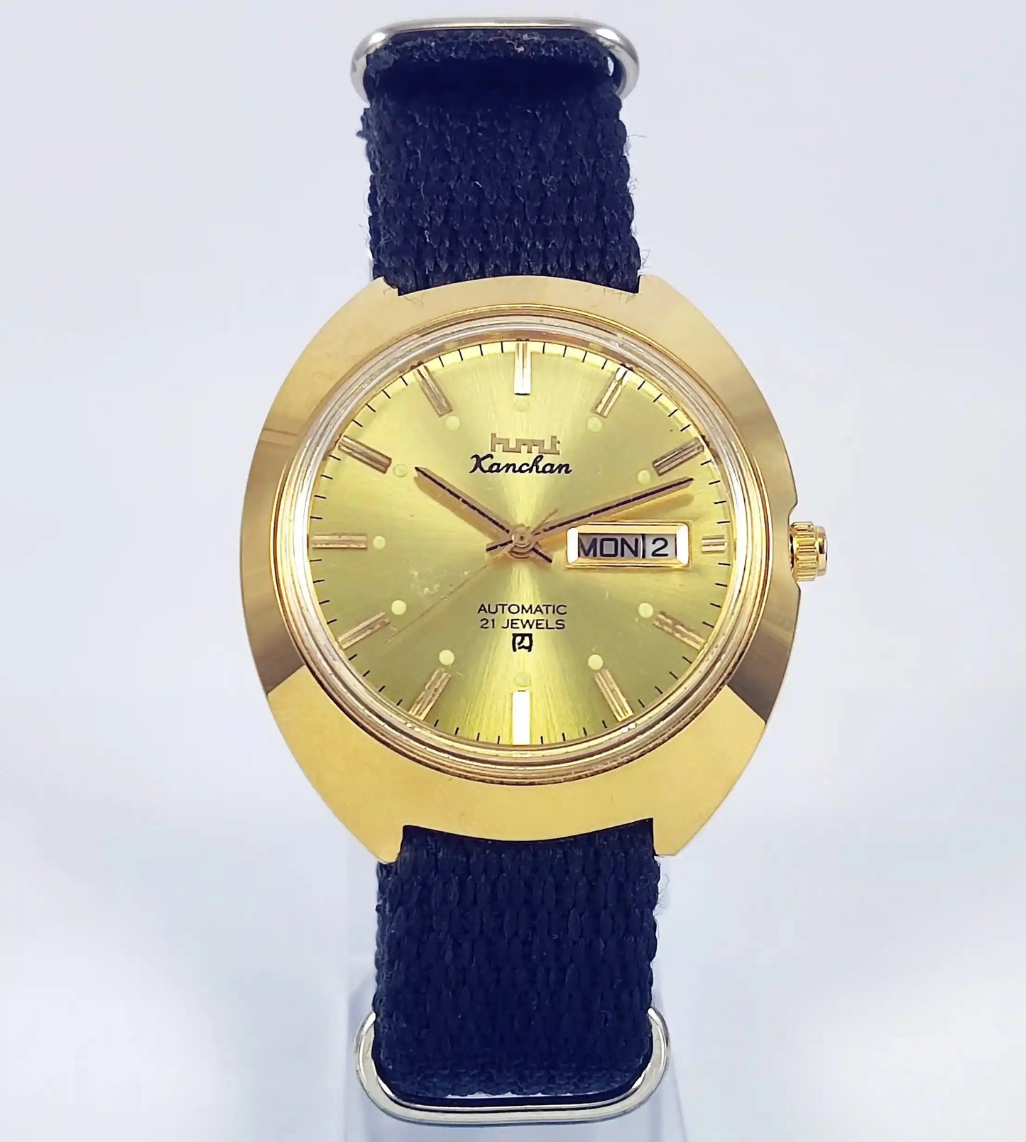 HMT Kanchan Automatic 21 Jewels Golden Dial Watch Discover-Diamonds Physical