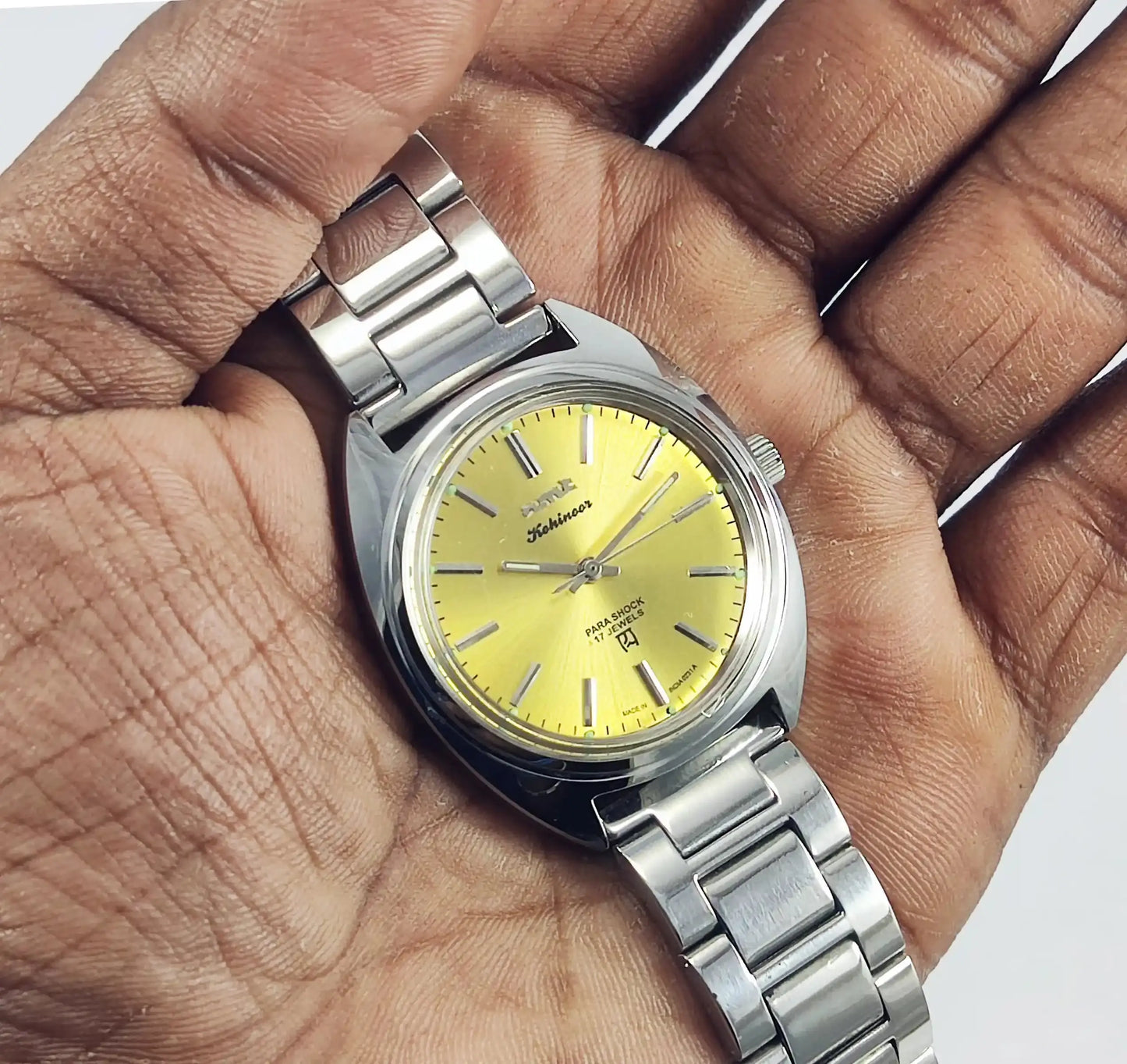 HMT Kohinoor 17 Jewels Peacock Goldnish Dial Handwinding Discover-Diamonds Physical