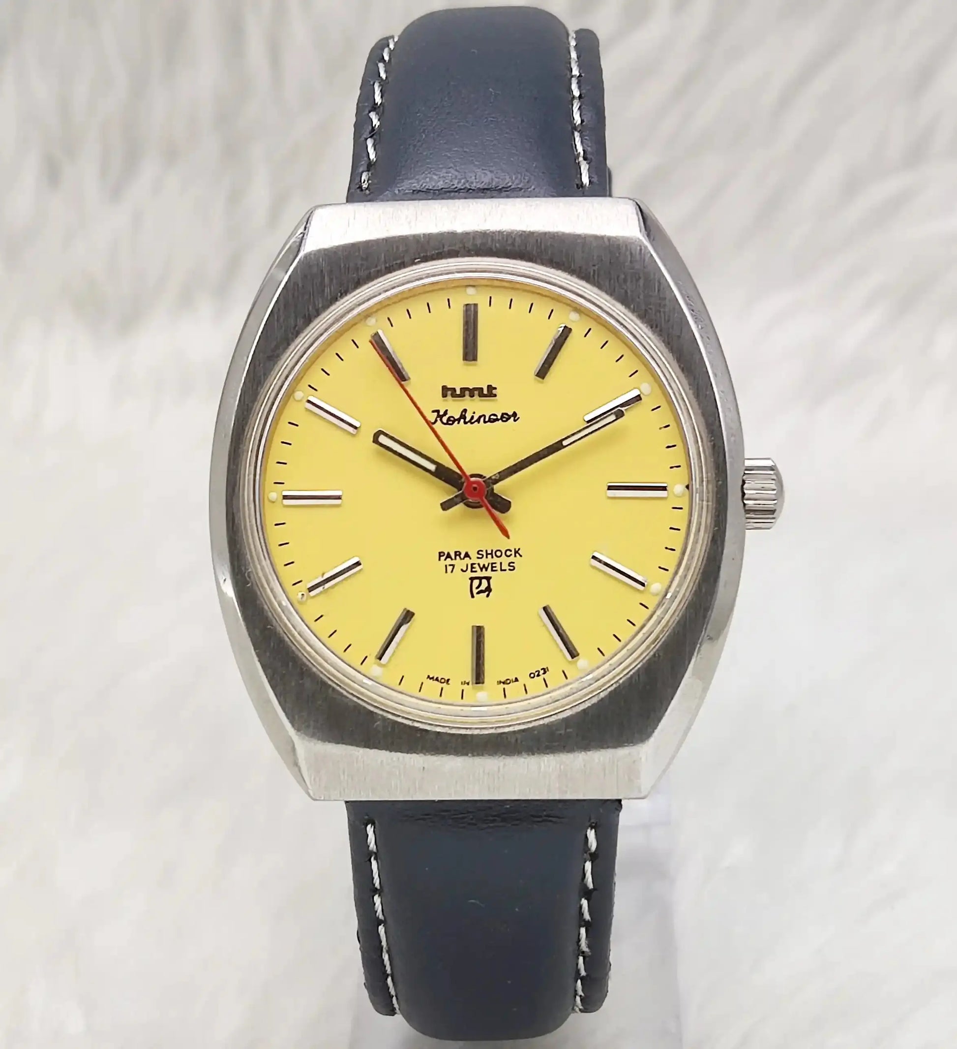 HMT Kohinoor 17 Jewels Stick Indices Handwinding Yellow Dial