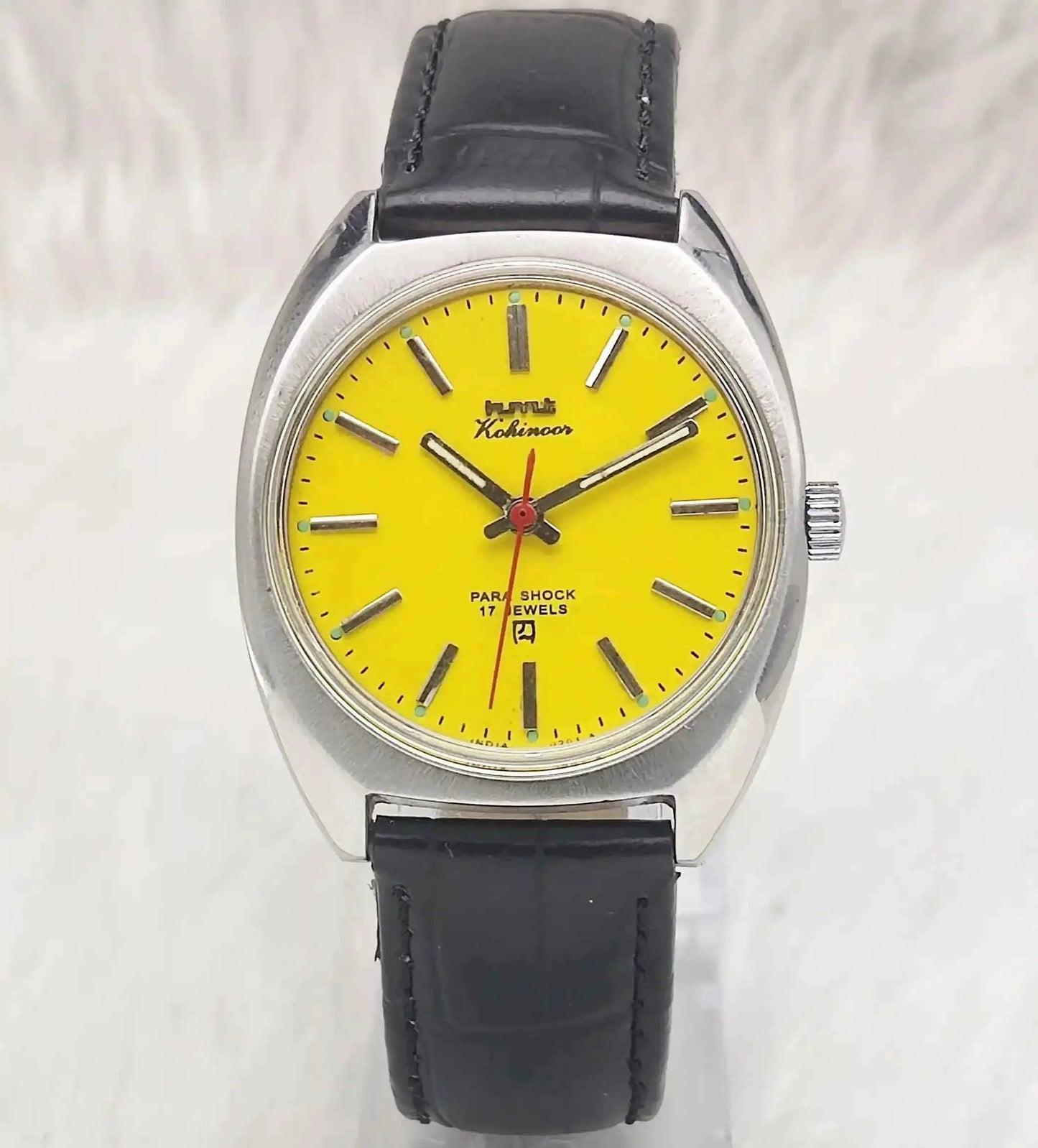 HMT Kohinoor 17 Jewels Stick Indices Yellow Dial Handwinding