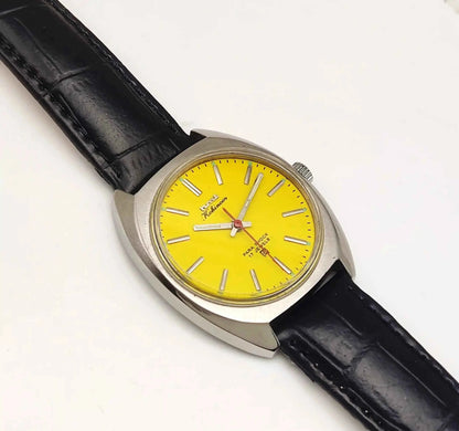 HMT Kohinoor 17 Jewels Stick Indices Yellow Dial Handwinding