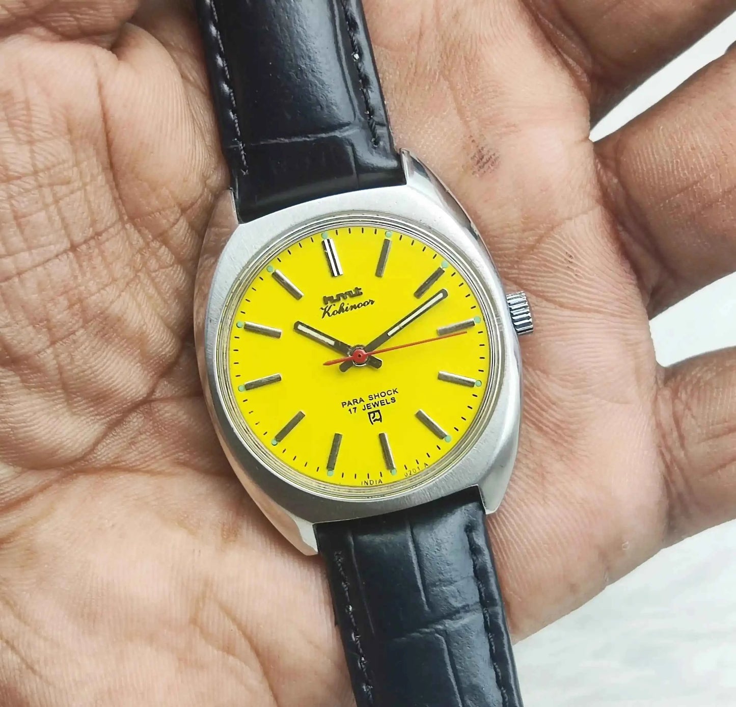 HMT Kohinoor 17 Jewels Stick Indices Yellow Dial Handwinding