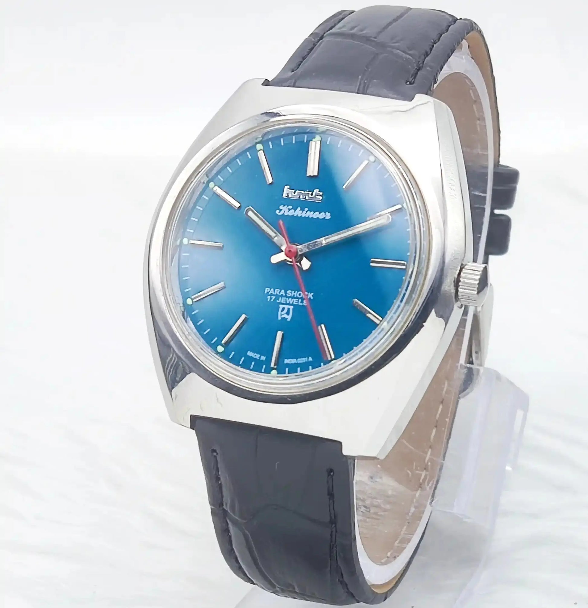 HMT Kohinoor Handwinding 17 Jewels Peacock Blue Dial - Discover-Diamonds