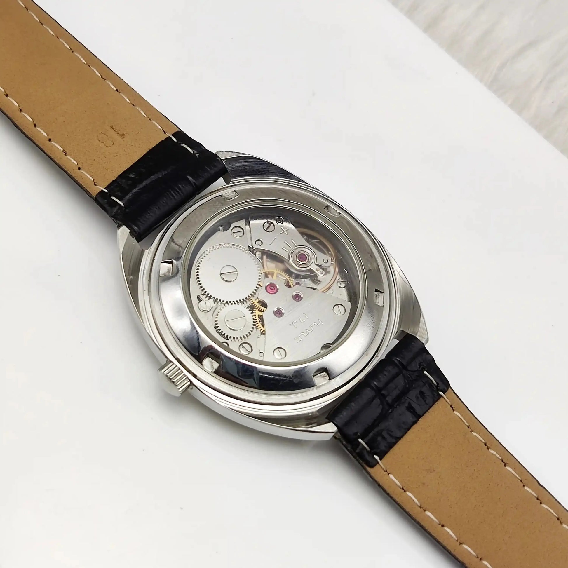 HMT Kohinoor Orange English Numerals Dial Handwinding 17 Jewels