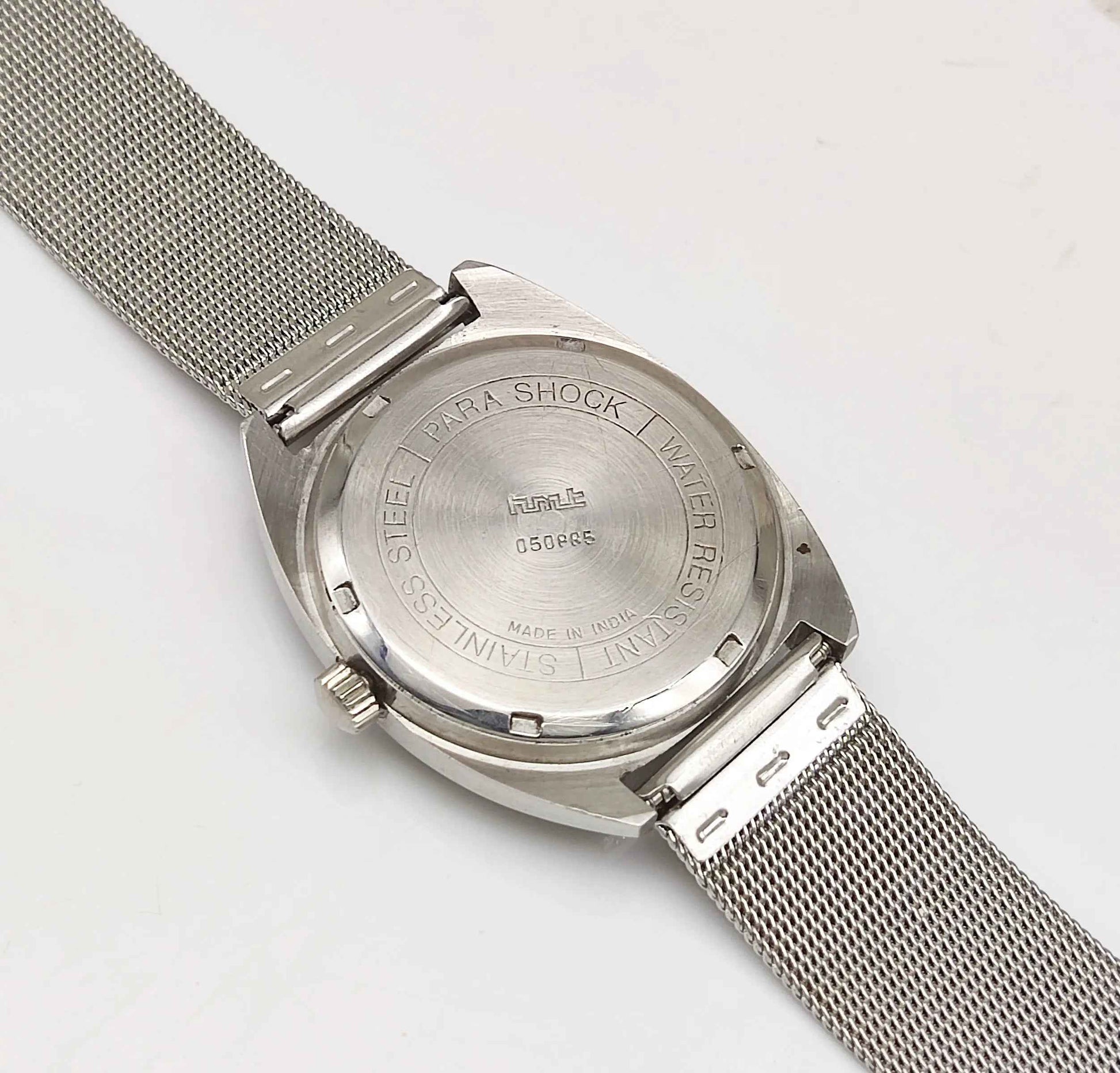 HMT Kohinoor Para Shock 17 Jewels Green Dial Handwinding English Numerals