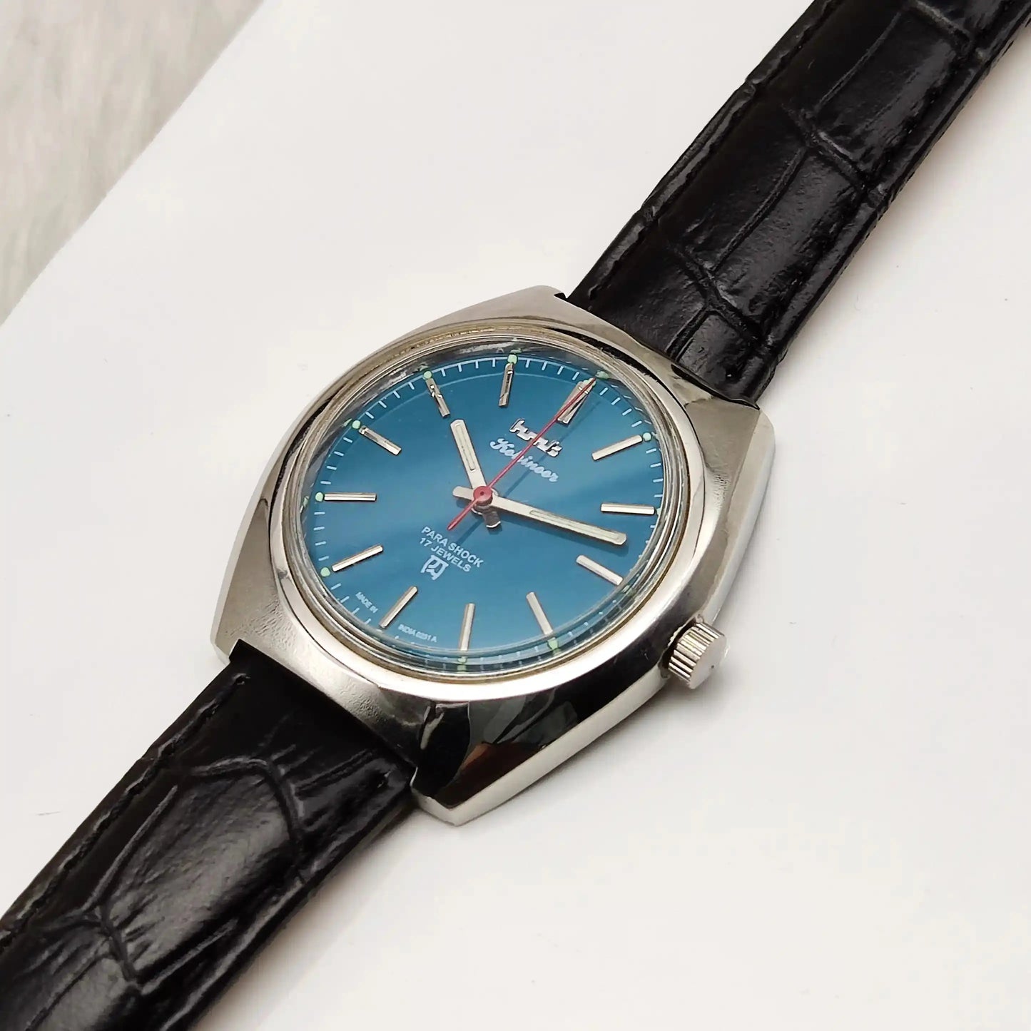 HMT Kohinoor Peacock Green Para Shock 17 Jewels Stick Indices Handwinding Watch