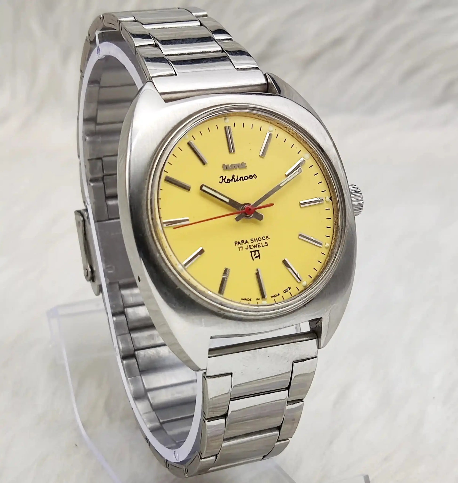 HMT Kohinoor Yellow Stick Indices Dial Handwinding 17 Jewels