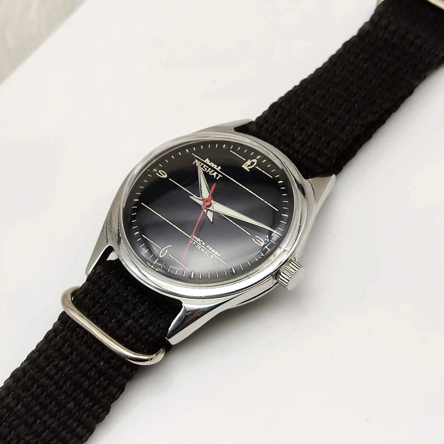 HMT Nishant English Numerals 17 Jewels Black Dial
