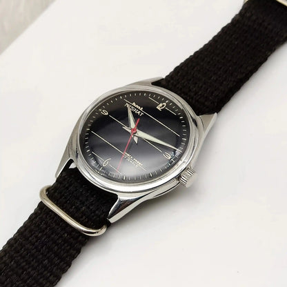 HMT Nishant English Numerals 17 Jewels Black Dial