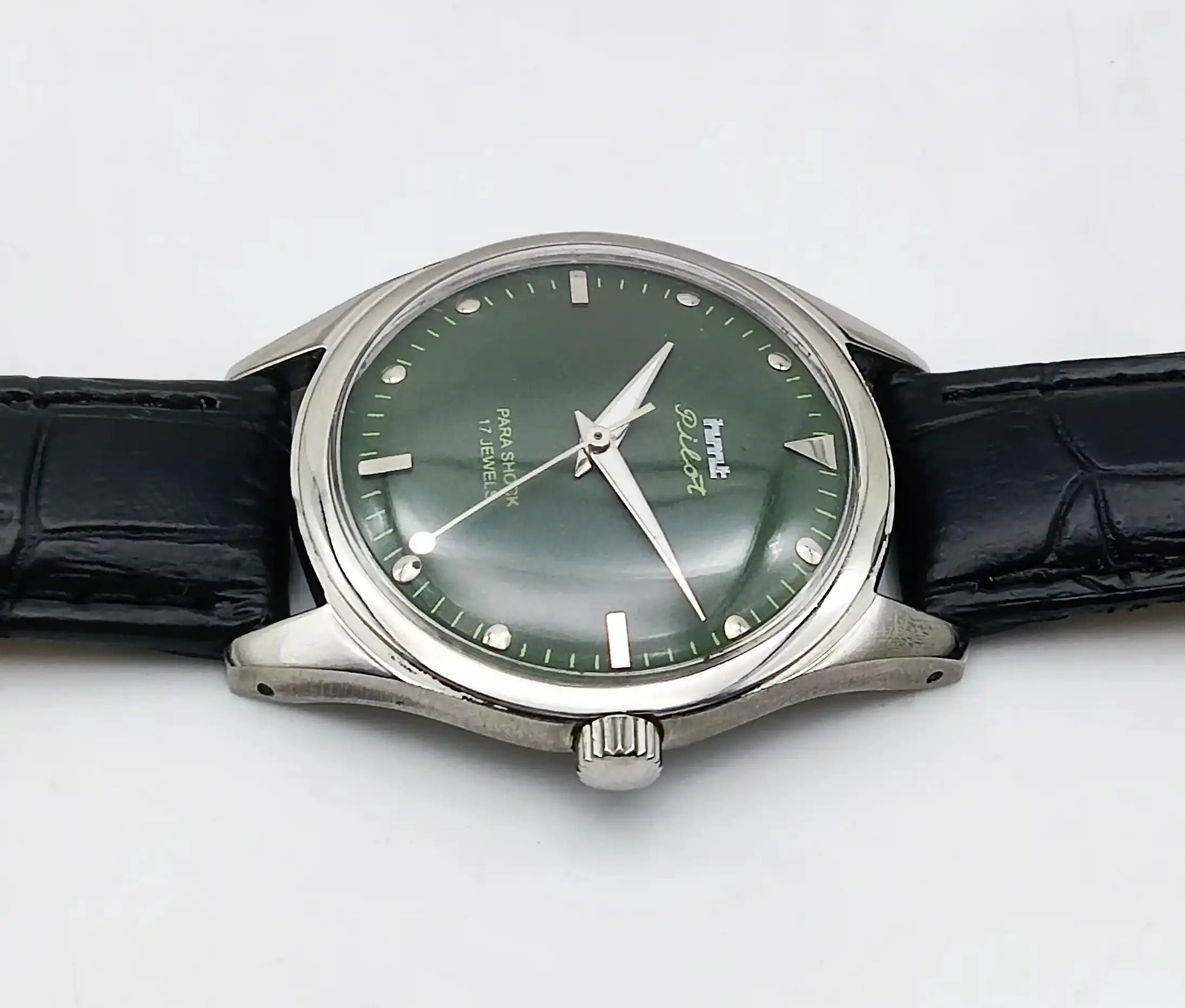 HMT Pilot 17 Jewels Handwinding Apple Green Dial Discover-Diamonds Physical