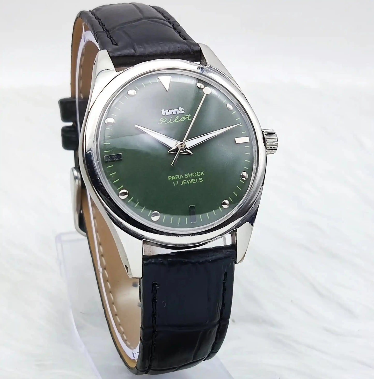 HMT Pilot 17 Jewels Handwinding Apple Green Dial Discover-Diamonds Physical