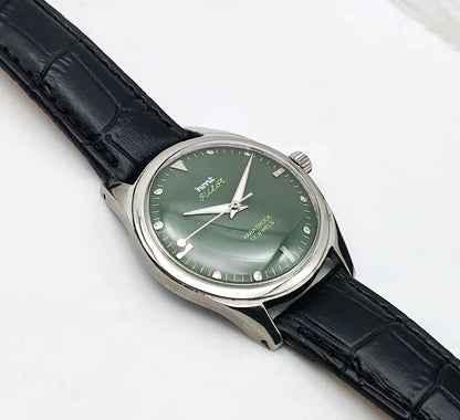 HMT Pilot 17 Jewels Handwinding Apple Green Dial Discover-Diamonds Physical