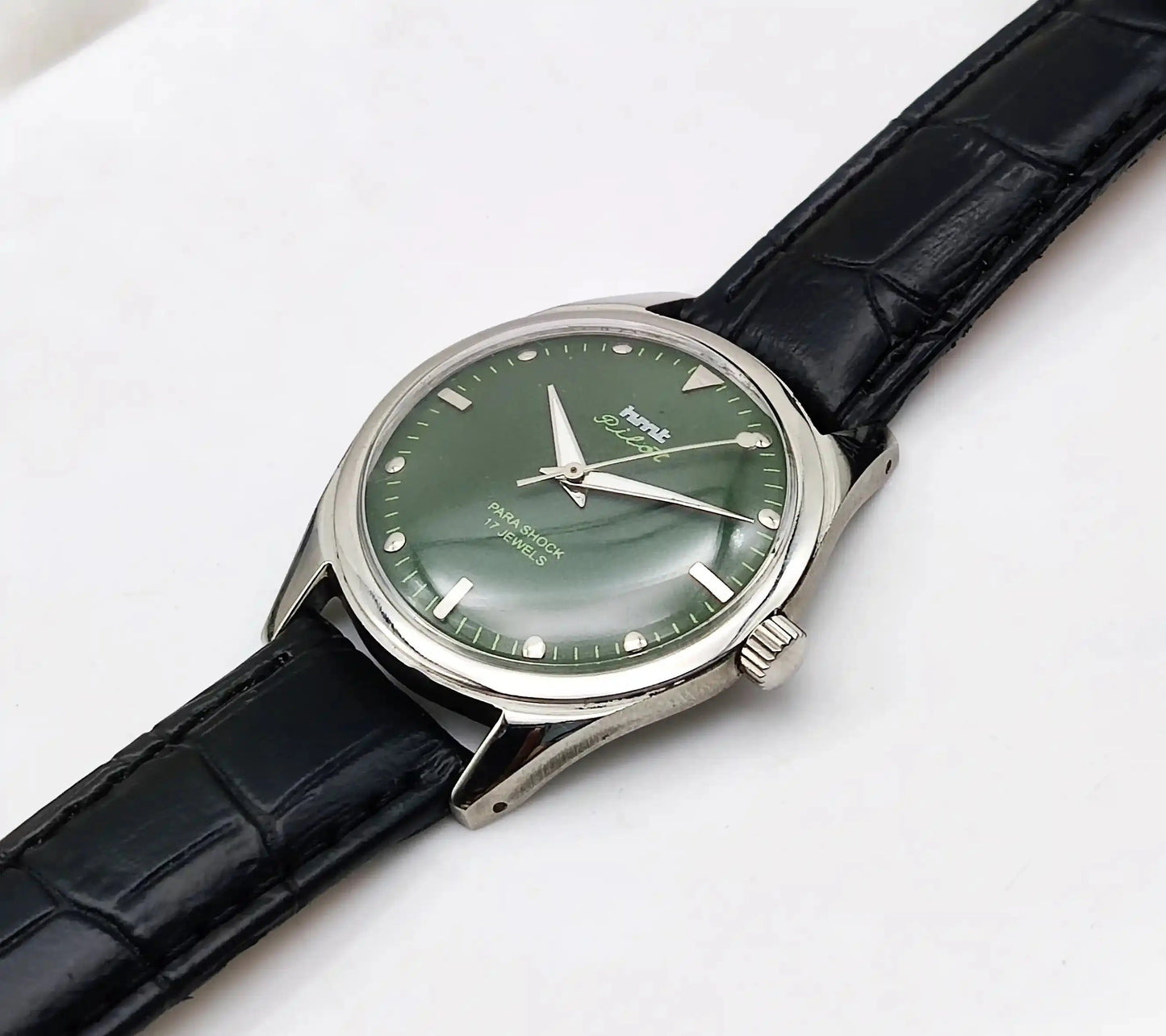 HMT Pilot 17 Jewels Handwinding Apple Green Dial Discover-Diamonds Physical