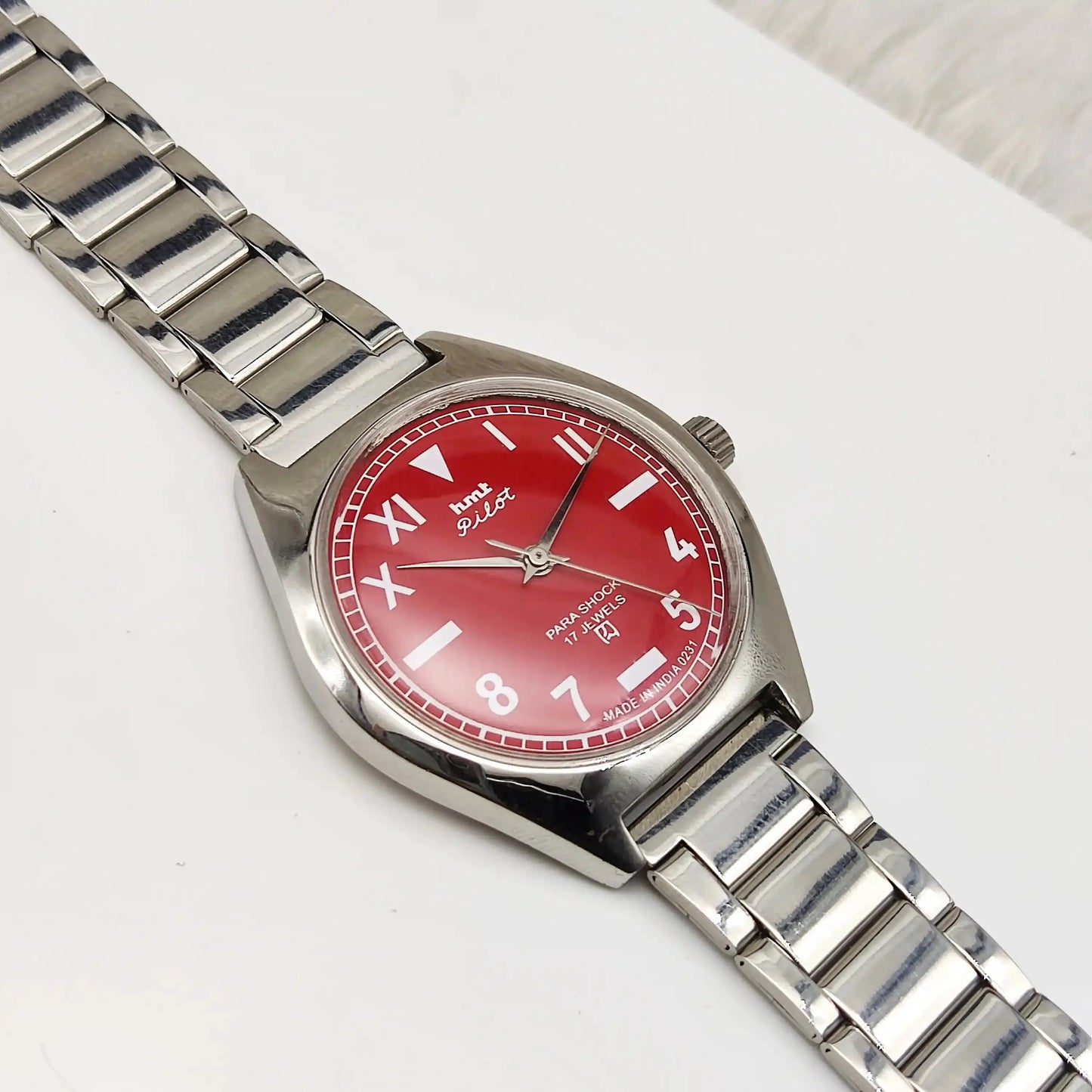 HMT Pilot 17 Jewels Roman-English Numerals Dial Handwinding