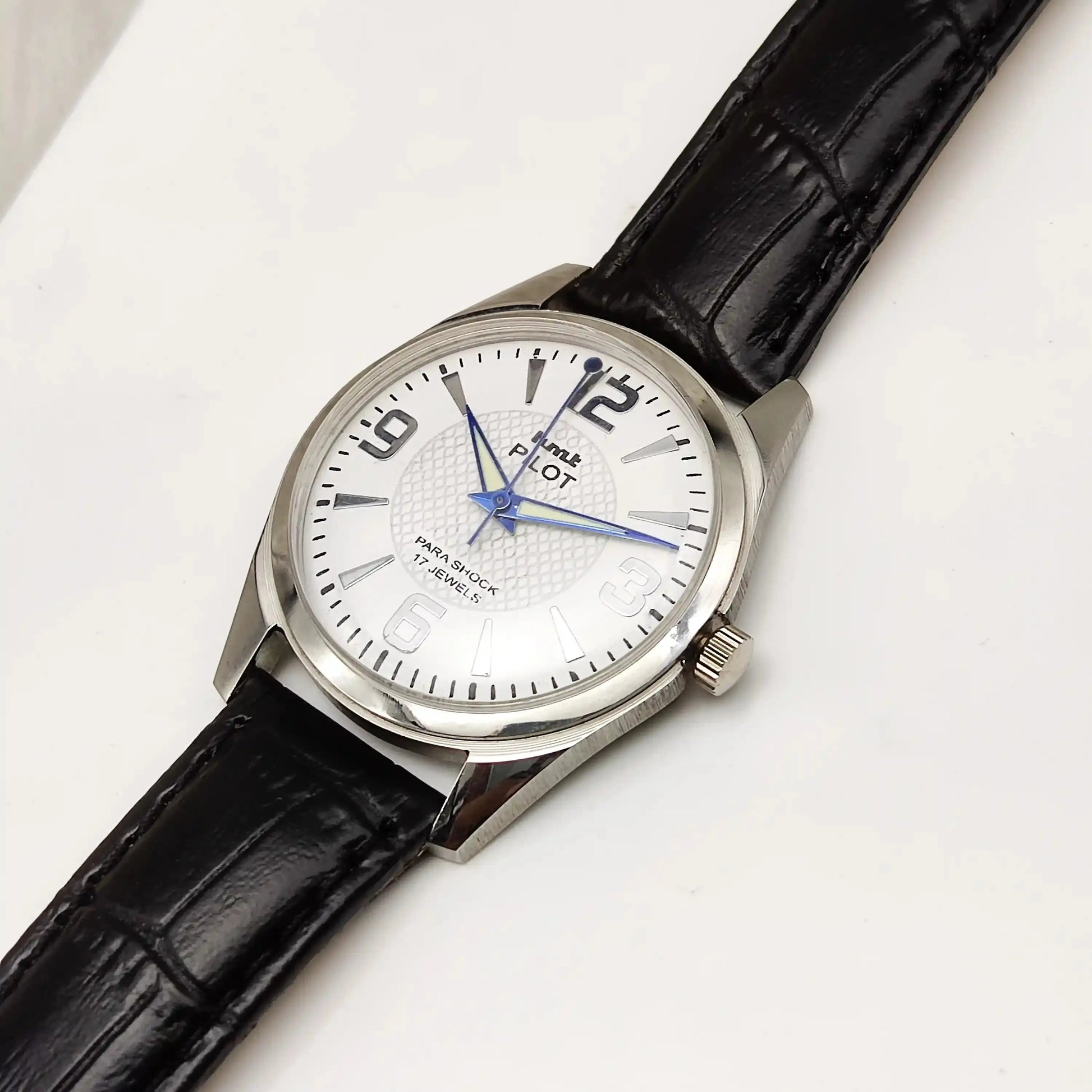 HMT Pilot 17 Jewels Stick-English Numerals Indices White Dial Handwinding