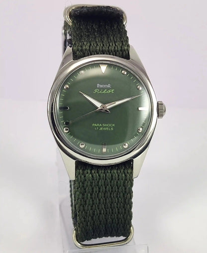HMT Pilot Apple Green Dial Para Shock 17 Jewels Handwinding Men's Watch Discover-Diamonds