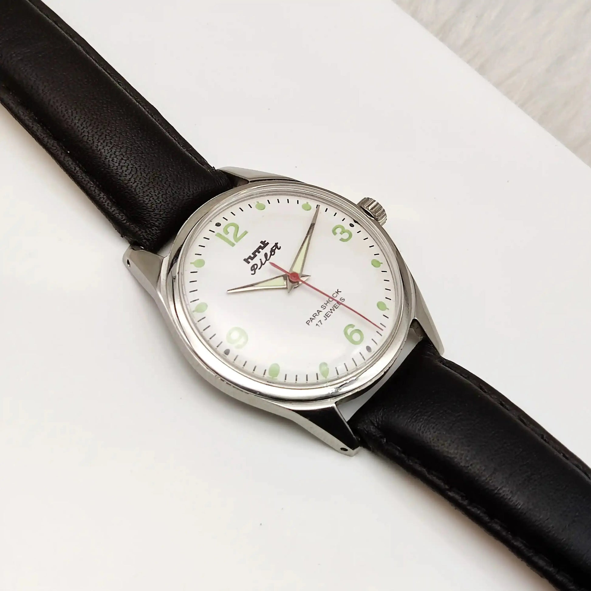 HMT Pilot Dotted-Numerals White Dial 17 Jewels Handwinding