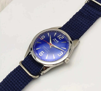 HMT Pilot English Numerals Blue Dial Handwinding 17 Jewels Watch 0231