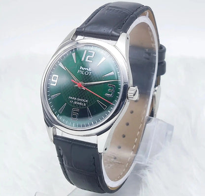 HMT Pilot Green 17 Jewels Para Shock Mechanical Handwinding Discover-Diamonds Physical