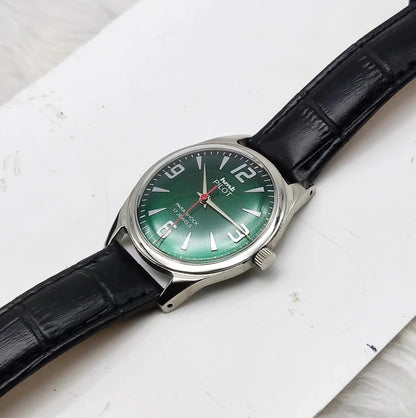 HMT Pilot Green 17 Jewels Para Shock Mechanical Handwinding Discover-Diamonds Physical