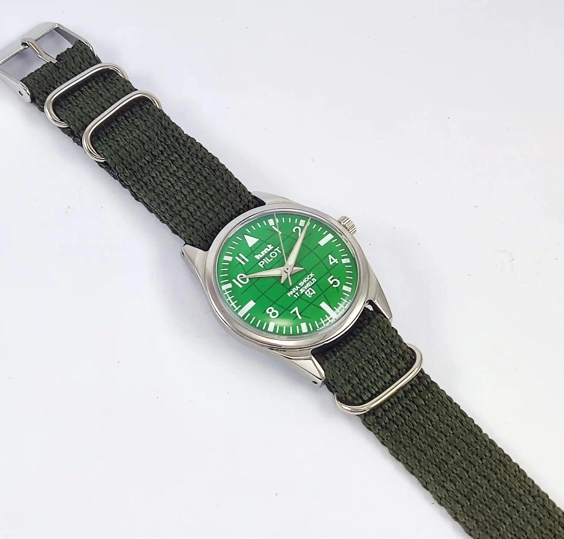 HMT Pilot Green Dial Para Shock 17 Jewels Dial Handwinding Discover-Diamonds Physical