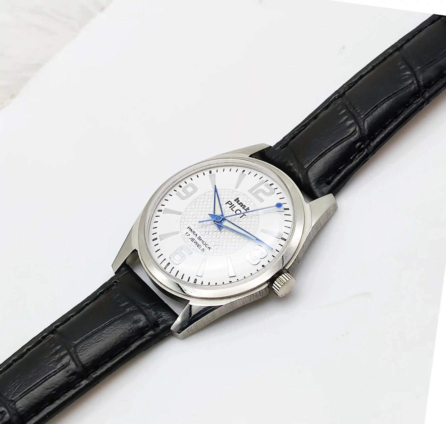 HMT Pilot Handwinding Movement 17 Jewels White Dial 0231 Discover-Diamonds Physical