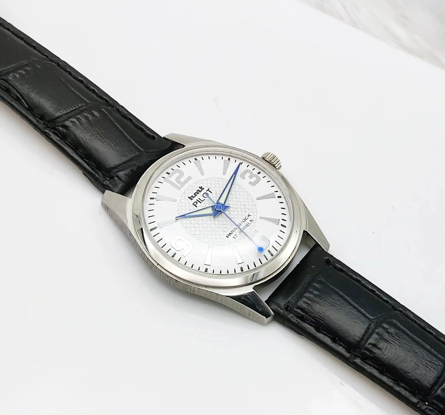 HMT Pilot Handwinding Movement 17 Jewels White Dial 0231 Discover-Diamonds Physical