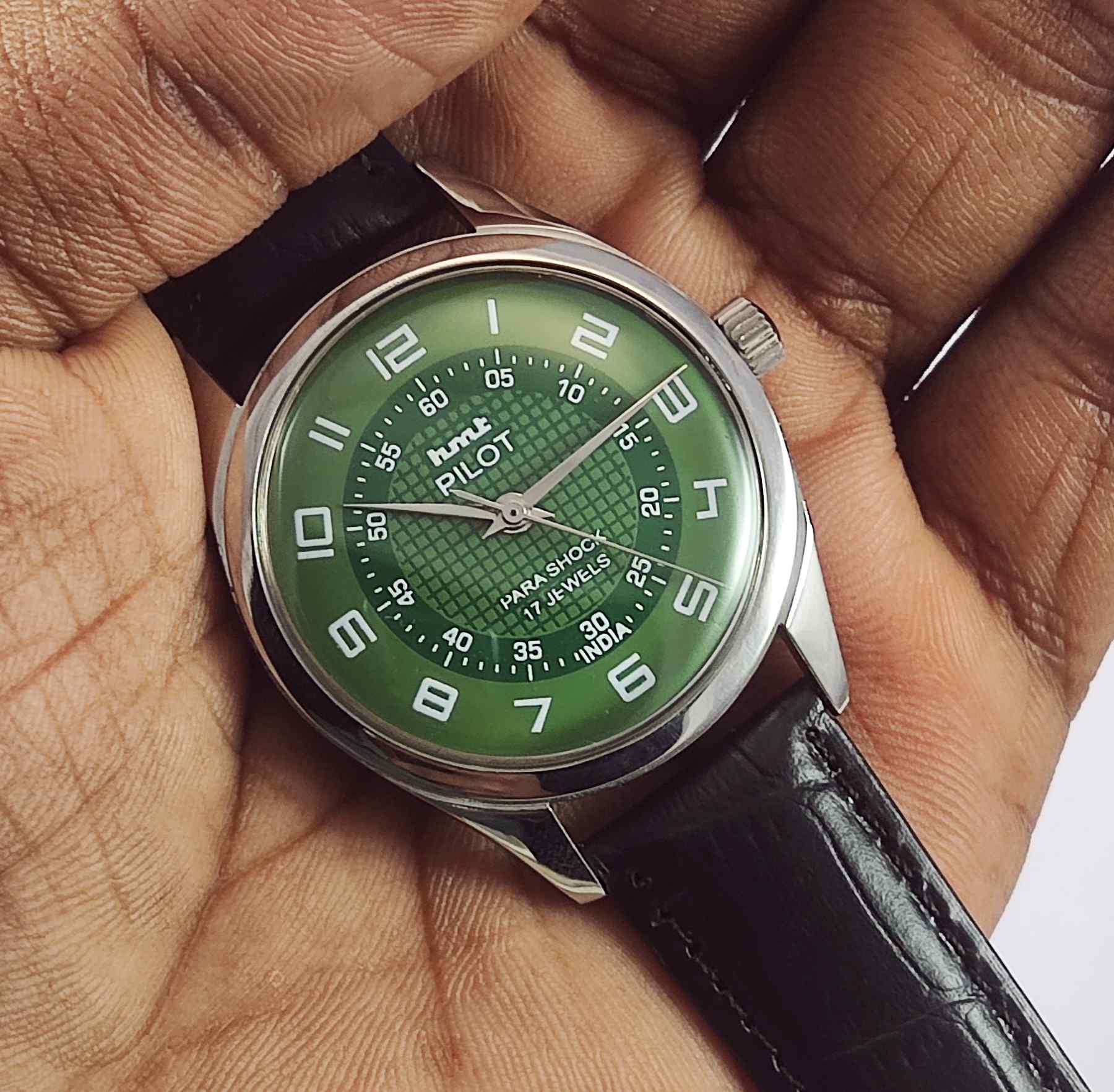 HMT Pilot Para Shock 17 Jewels Green Dial Mechanical Handwinding Men's Watch 0231 Discover-Diamonds
