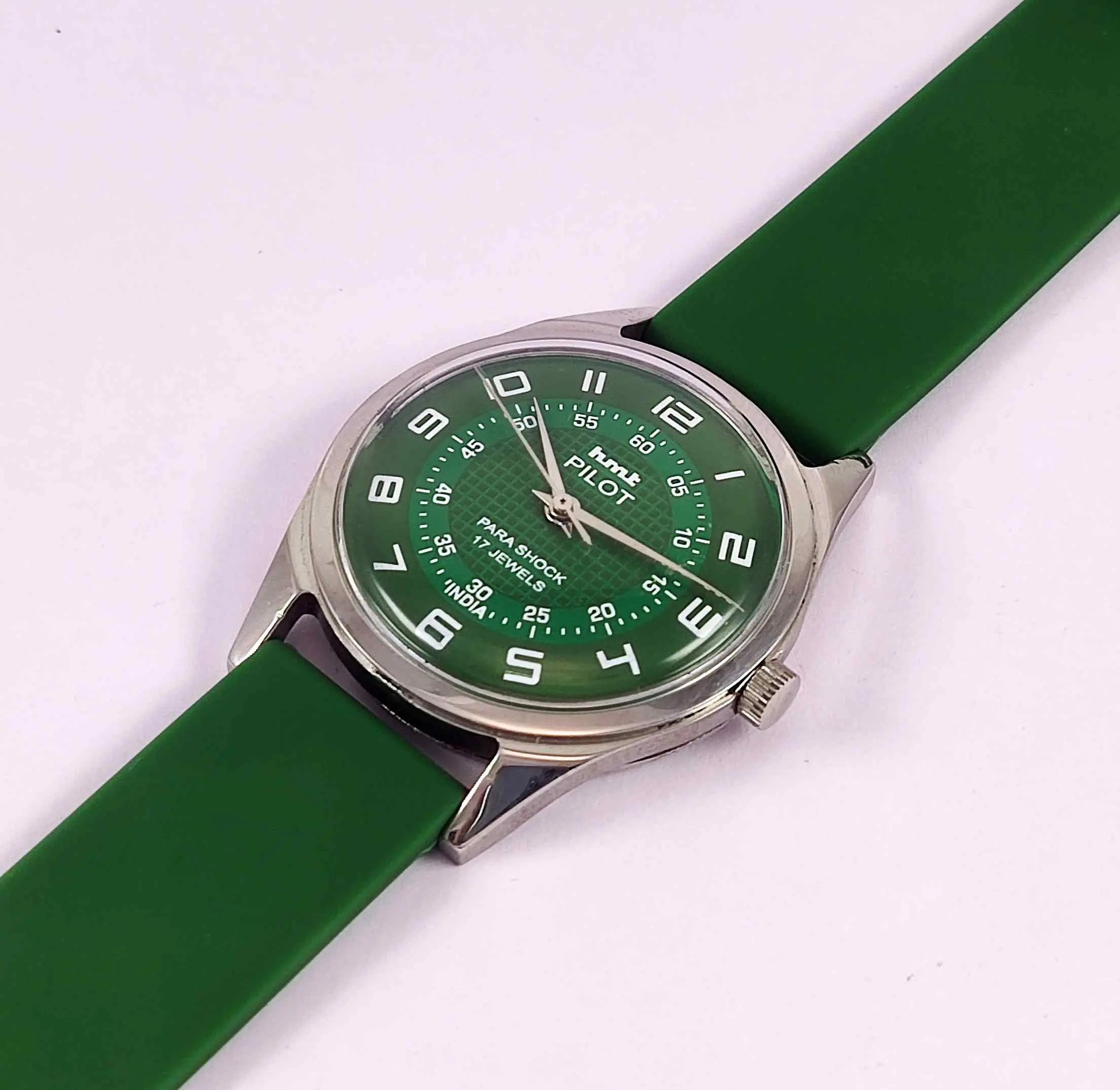 HMT Pilot Para Shock 17 Jewels Green Dial Mechanical Handwinding Men's Watch 0231 Discover-Diamonds