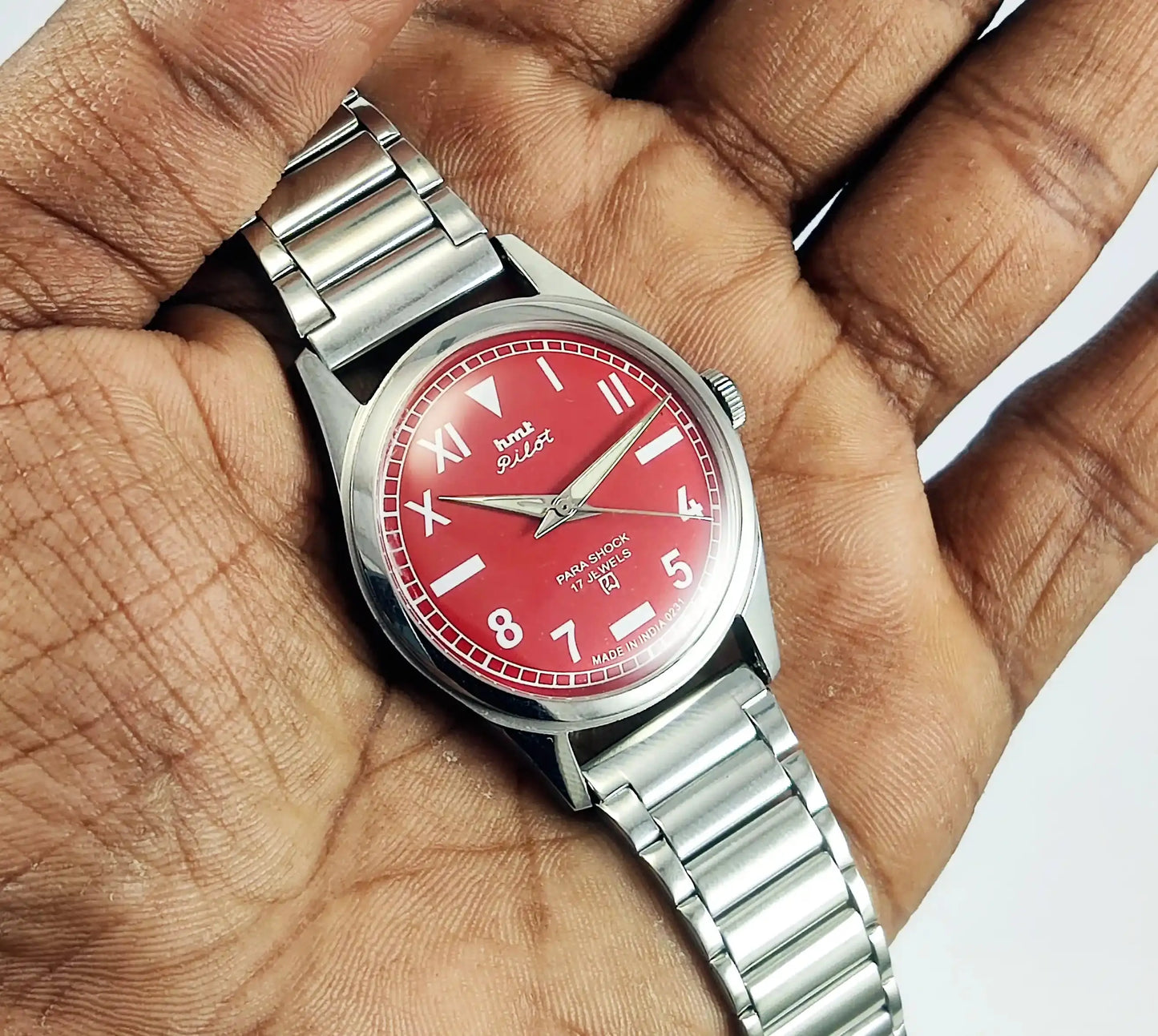 HMT Pilot Para Shock 17 Jewels Red Dial Handwinding Discover-Diamonds Physical