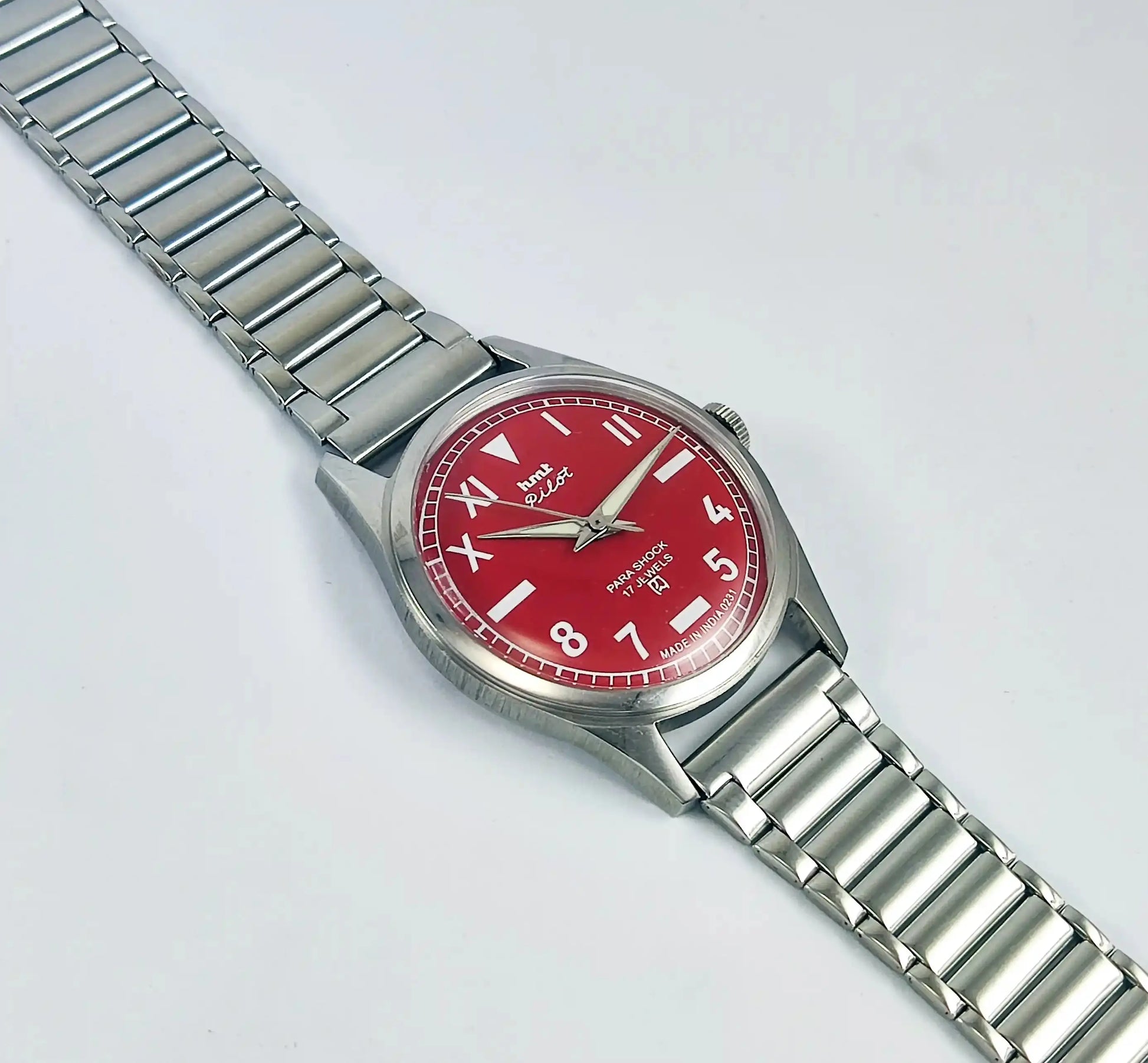 HMT Pilot Para Shock 17 Jewels Red Dial Handwinding Discover-Diamonds Physical