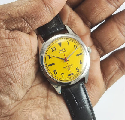 HMT Pilot Para Shock 17 Jewels Sun Yellow Dial Handwinding Discover-Diamonds Physical