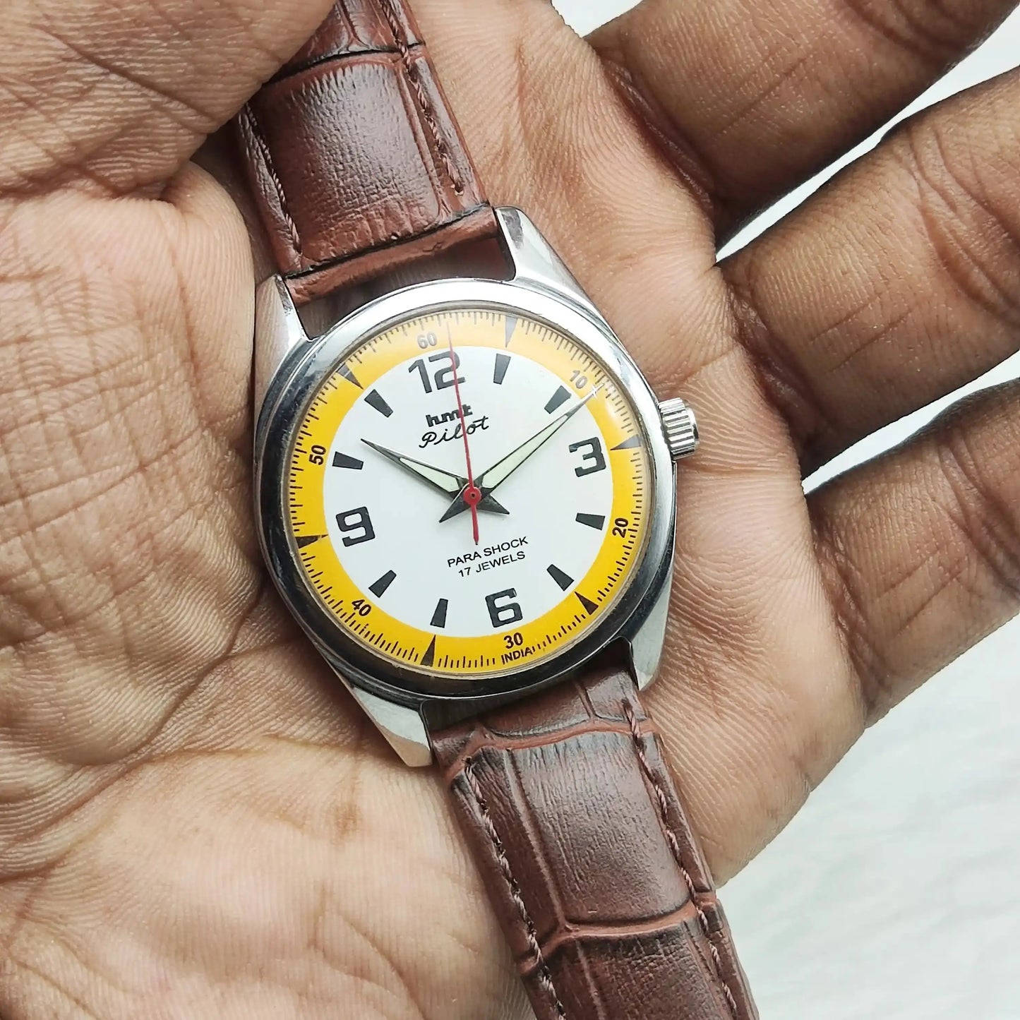 HMT Pilot Para Shock 17 Jewels White Dial Handwinding Men's Watch