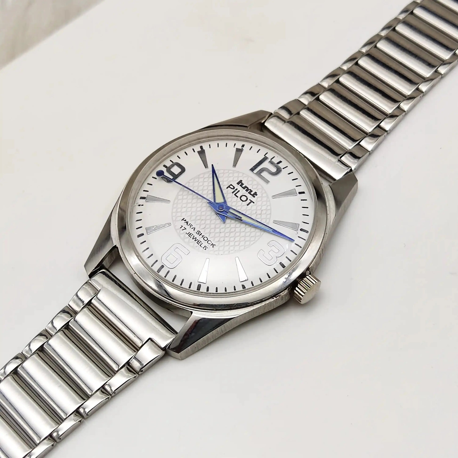 HMT Pilot Stick-English Numerals 17 Jewels White Dial Handwinding