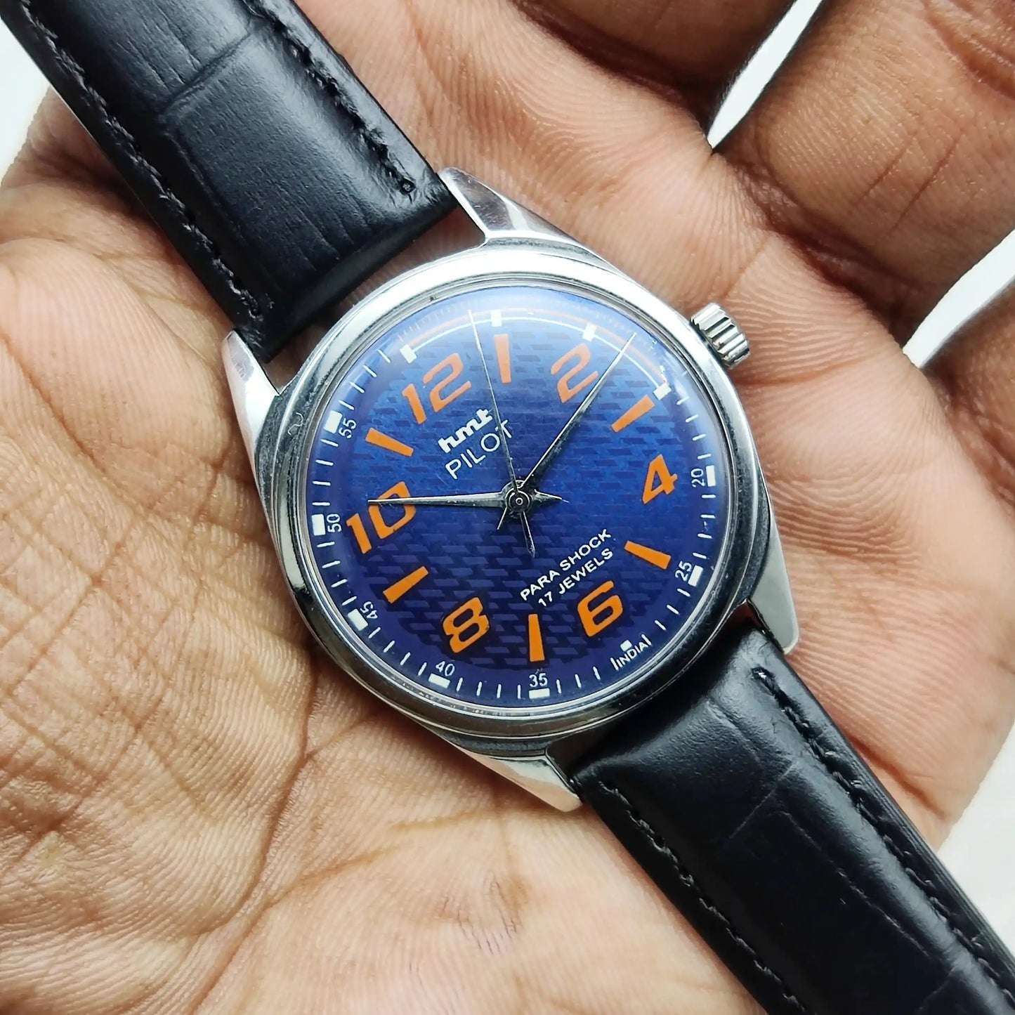 HMT Pilot Stick-Numerals Indices 17 Jewels Handwinding