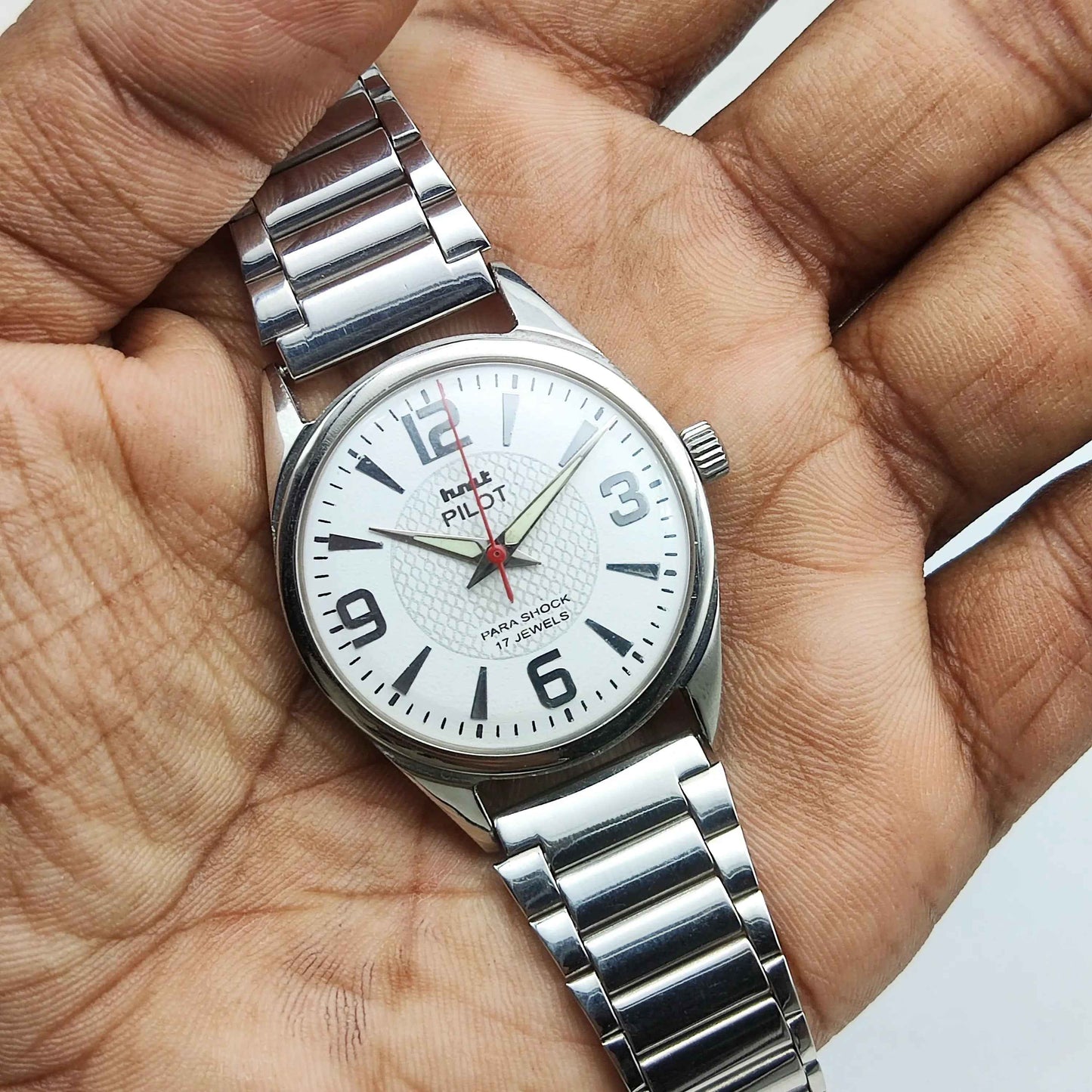 HMT Pilot White Dial English Numerals 17 Jewels Handwinding