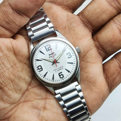 HMT Pilot White Dial English Numerals 17 Jewels Handwinding