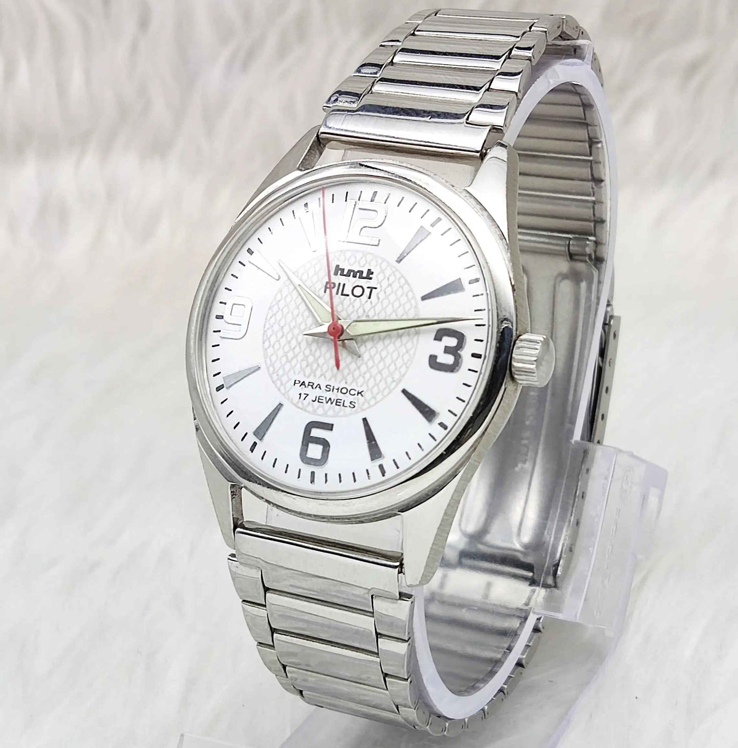 HMT Pilot White Dial English Numerals 17 Jewels Handwinding
