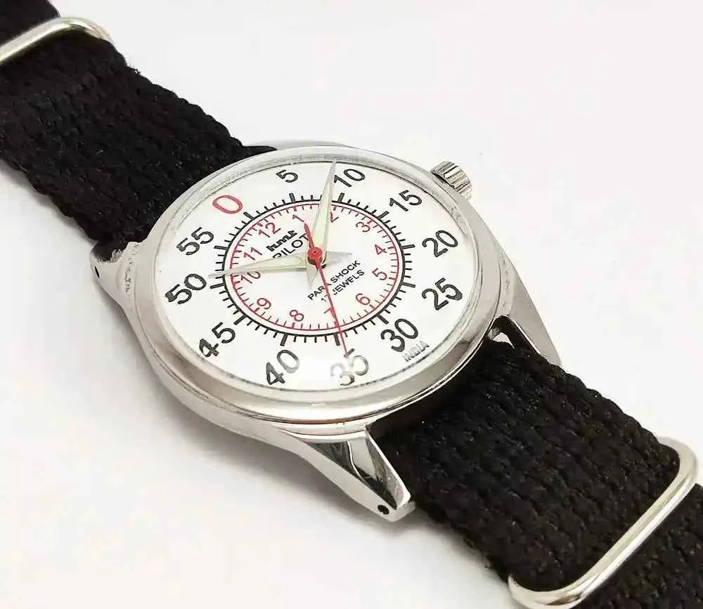HMT Pilot White English Sub Numerals Dial Para Shock 17 Jewels Mechanical Handwinding Watch