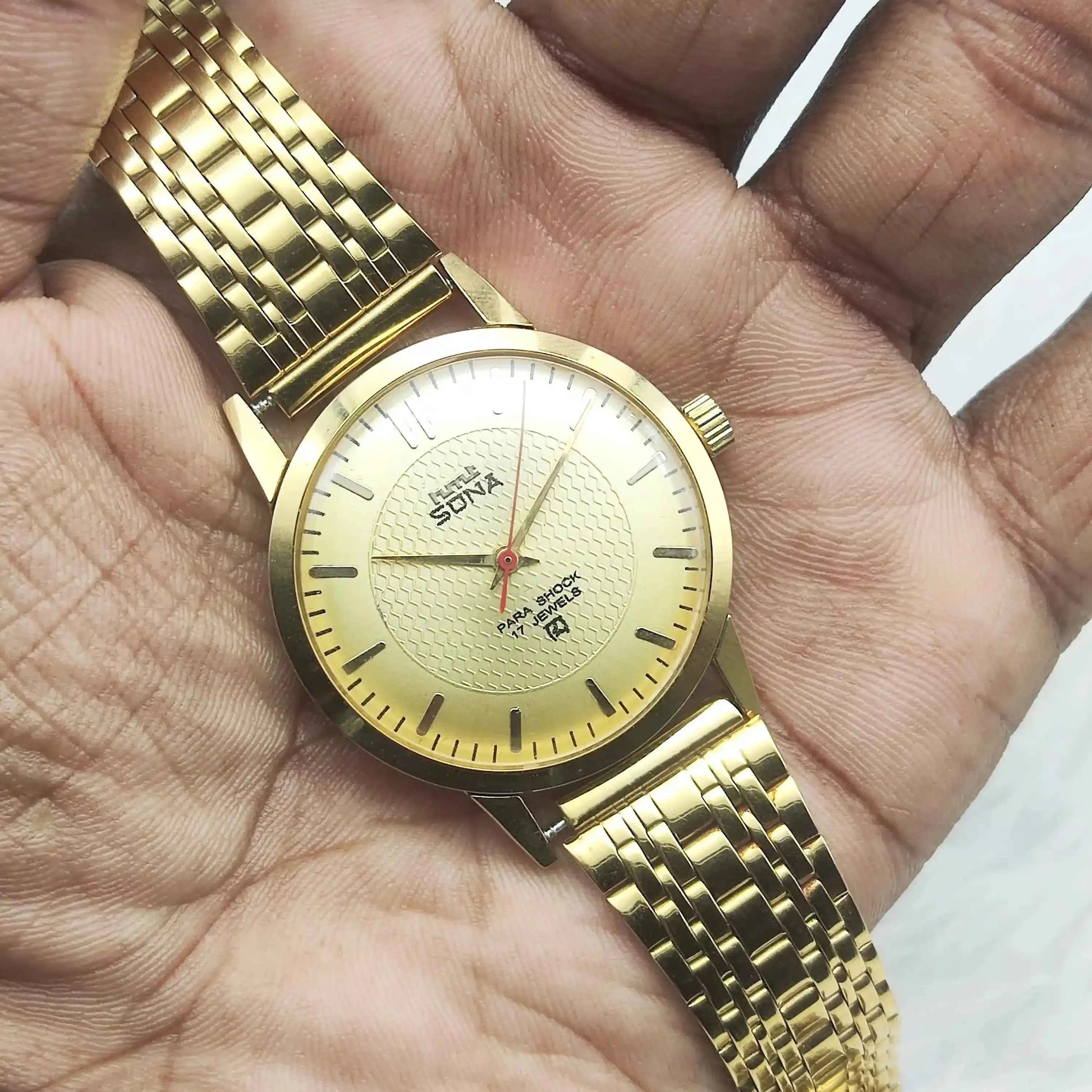 HMT Sona Para Shock 17 Jewels Golden Dial Stick Indices Handwinding Men's Watch