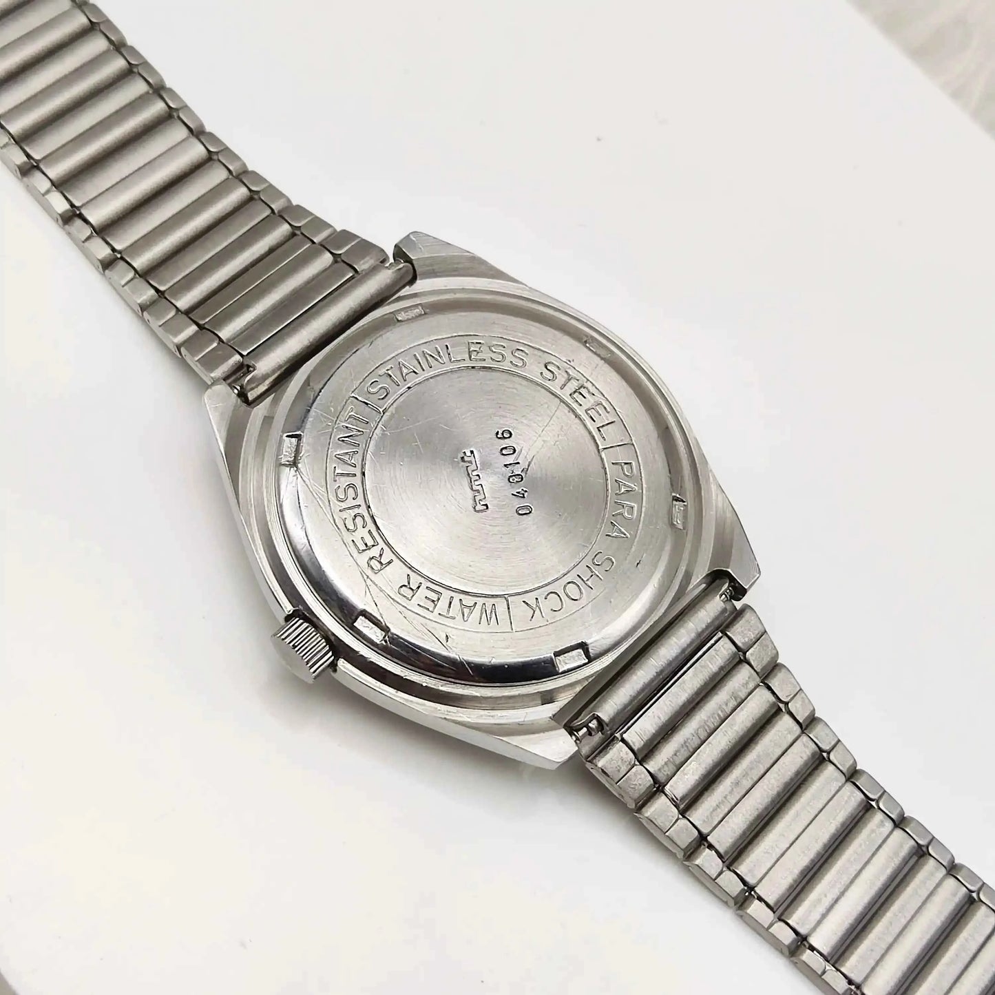 HMT Surya 17 Jewels Golden Dial With Stick Indices Men's Watch