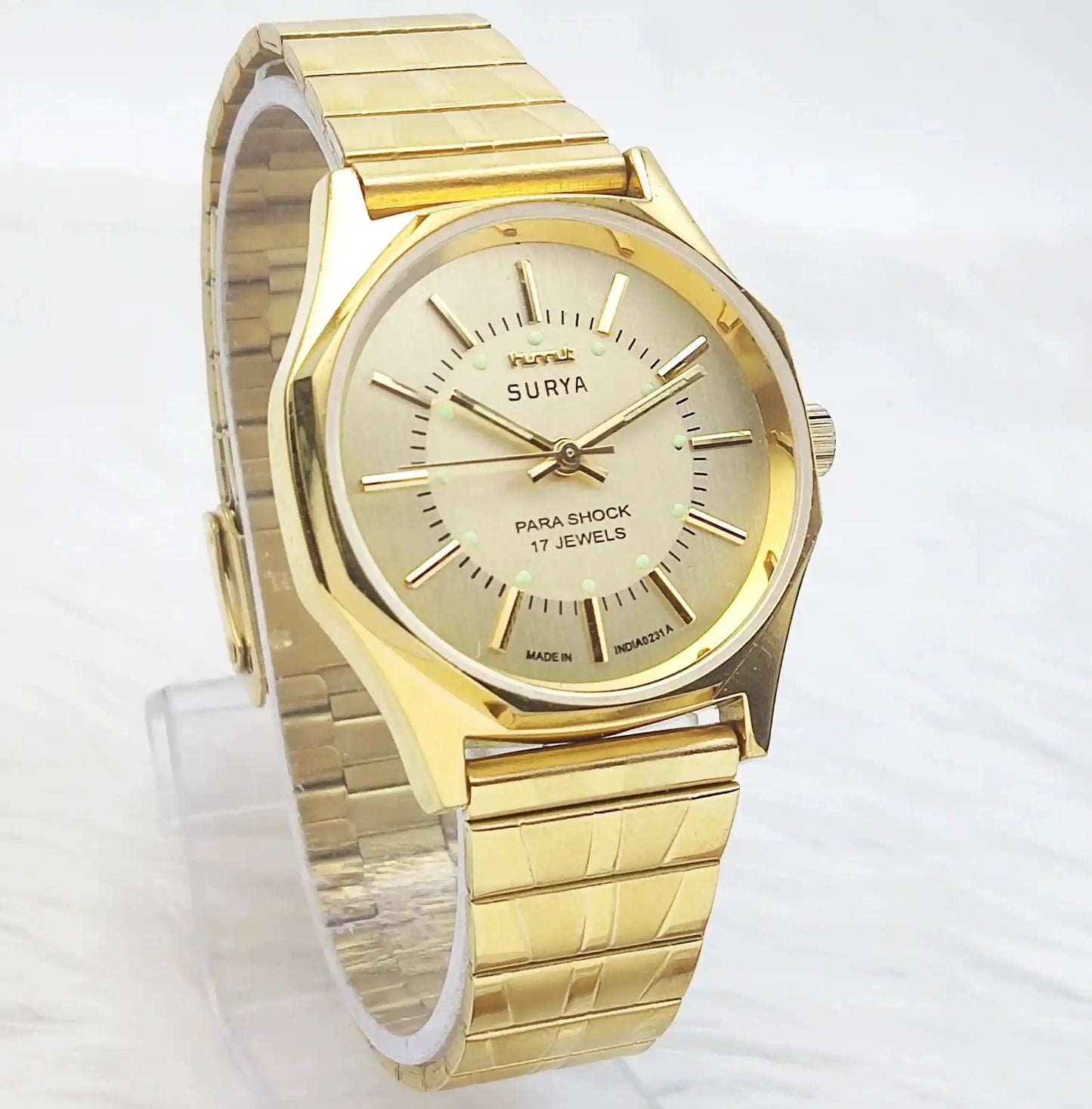 HMT Surya Golden Dial Para Shock 17 Jewels Handwinding